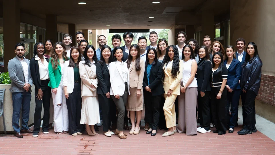 Group picture of the Professional Program for International Dentists (PPID) Class of 2027