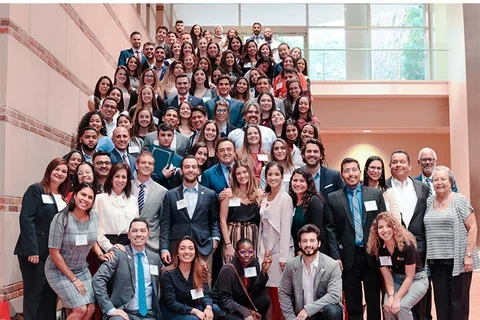Hispanic Dental Association (HDA) Student Regional Conference group picture.