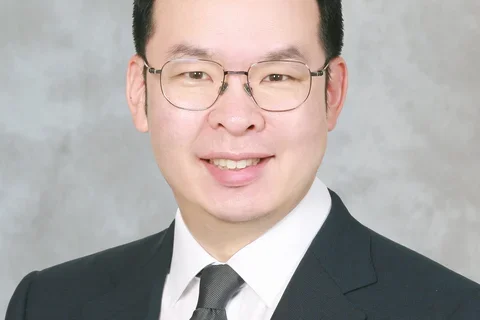 Dr. Edward Kwon
