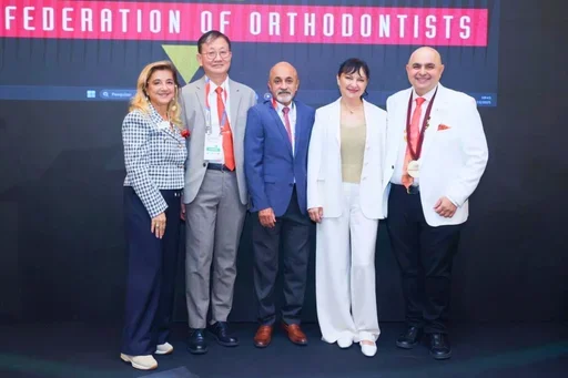 Sunil Kapila accepting award