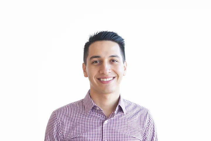 Dr. Antonio Valencia