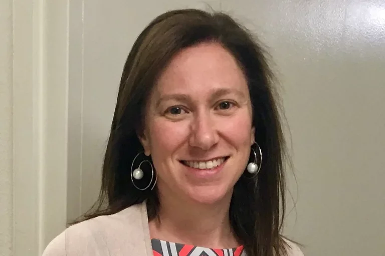 Dr. Flavia Pirih