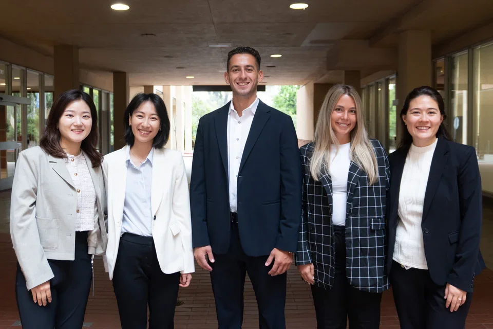 Group picture of the incoming Endodontics residents.