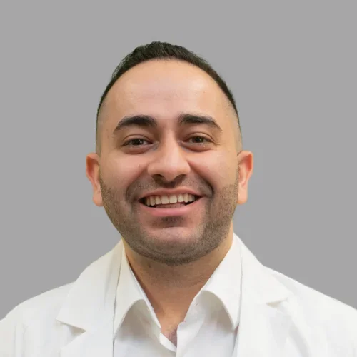 Dr. Daniel Khoramian is an Oral and Maxillofacial Surgery intern.