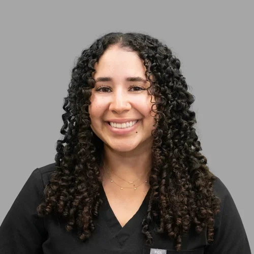 Dr. Malia Lozano is a Advanced Education in General Dentistry resident.