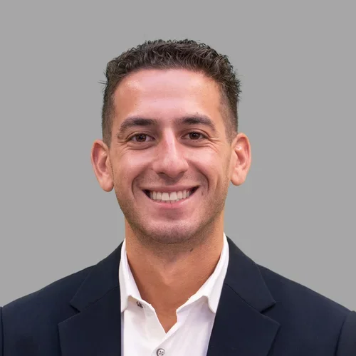 Dr. Joshua Kam is a Endodontics resident.