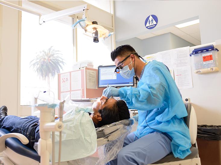 A dental student in the Venice Clinic.