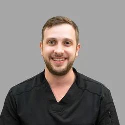 Dr. Aaron Goldstein is a Advanced Education in General Dentistry resident.