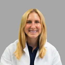 Dr. Rachel Brooke is a Maxillofacial Prosthetics Fellow.