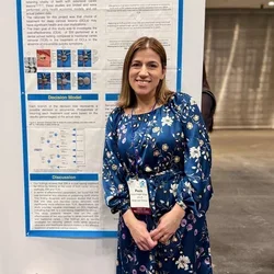 paula ortega-verdugo wth her research postrer