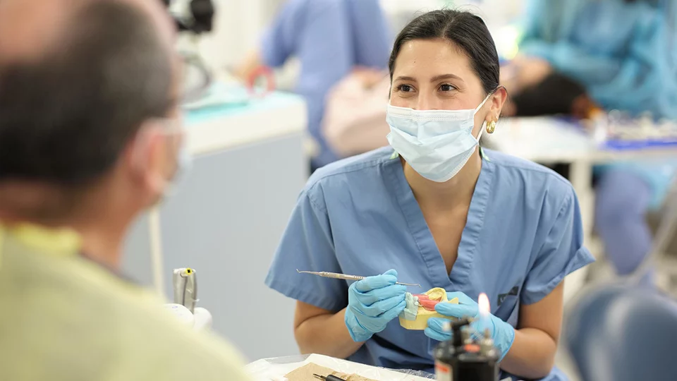 Student and faculty in the general clinic