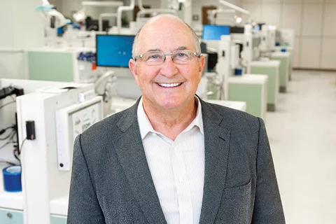 Dr. Mark Lisagor