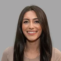 A picture of Dr. Isabella Bholé, D.D.S.