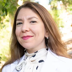 Photo of Dr. Rowida Adballa