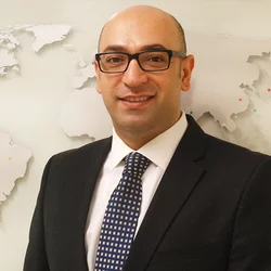 Photo of Dr. Alireza Moshaverinia
